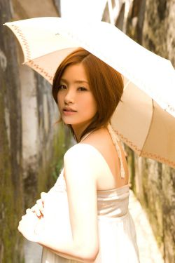 女神龙上官燕